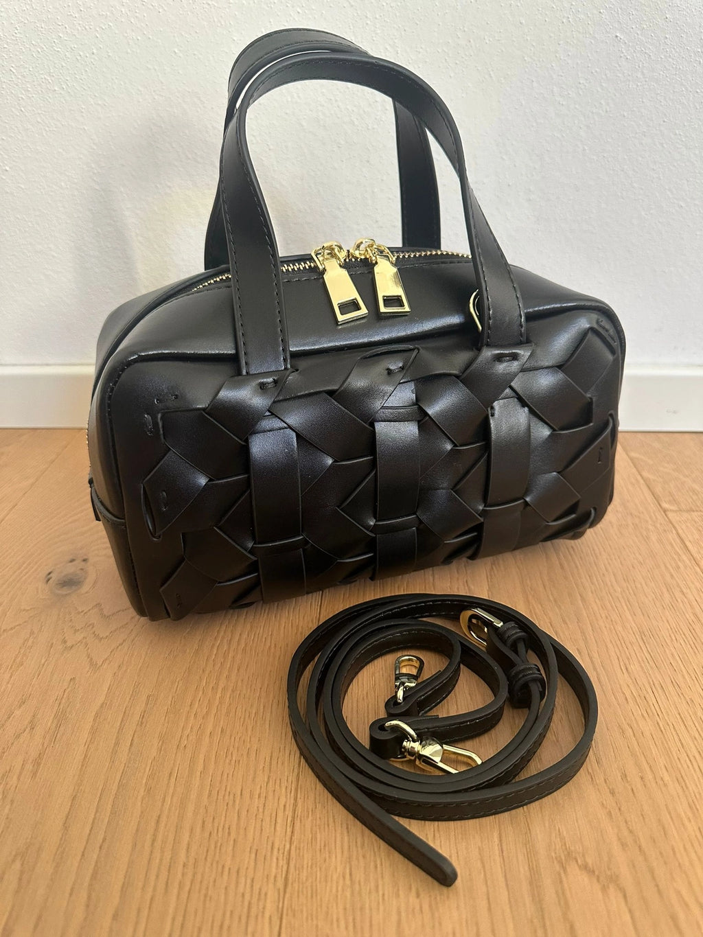 Cross Lanes Bag Full Grain Leather -Black (Copy)
